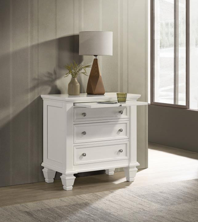 SANDY BEACH 3-DRAWER NIGHTSTAND CREAM WHITE