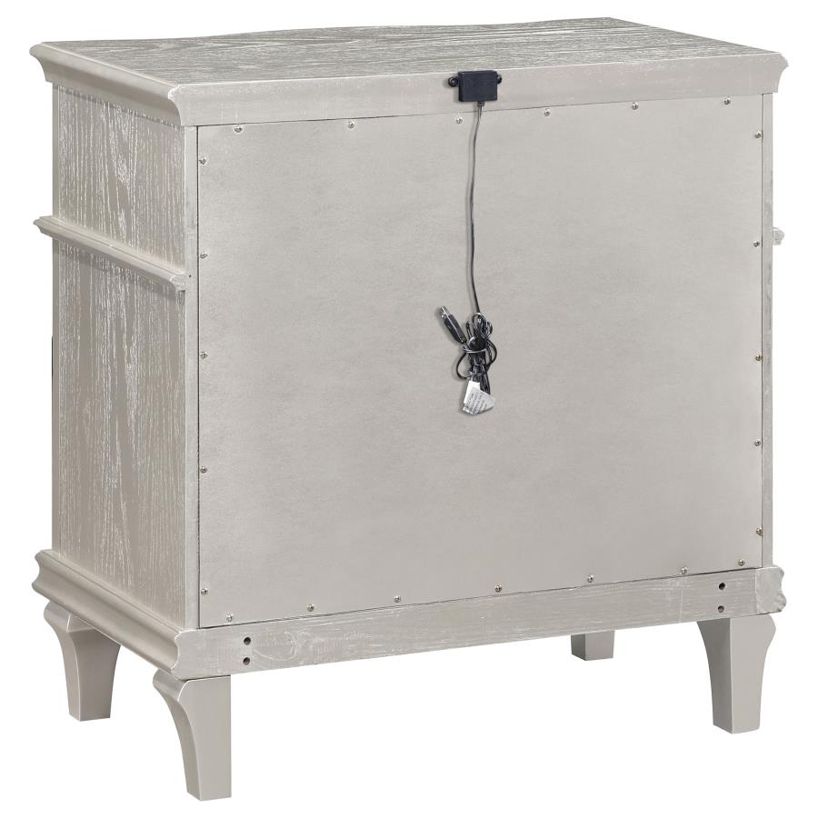 EVANGELINE 3-DRAWER NIGHTSTAND SILVER OAK