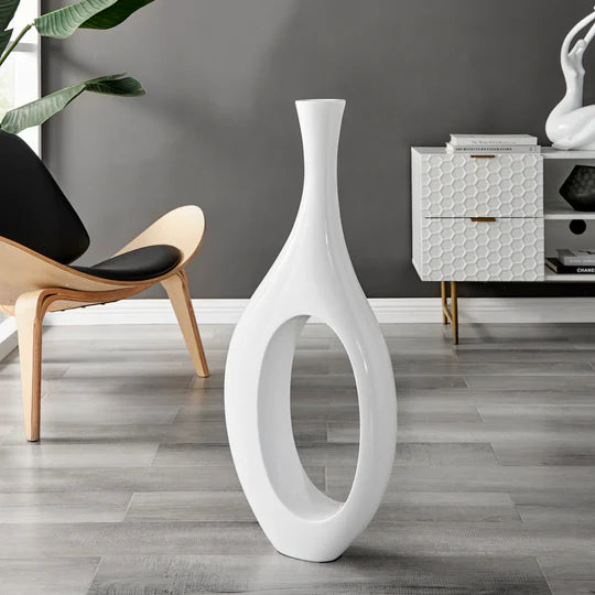 TROMBONE VASE // SMALL WHITE