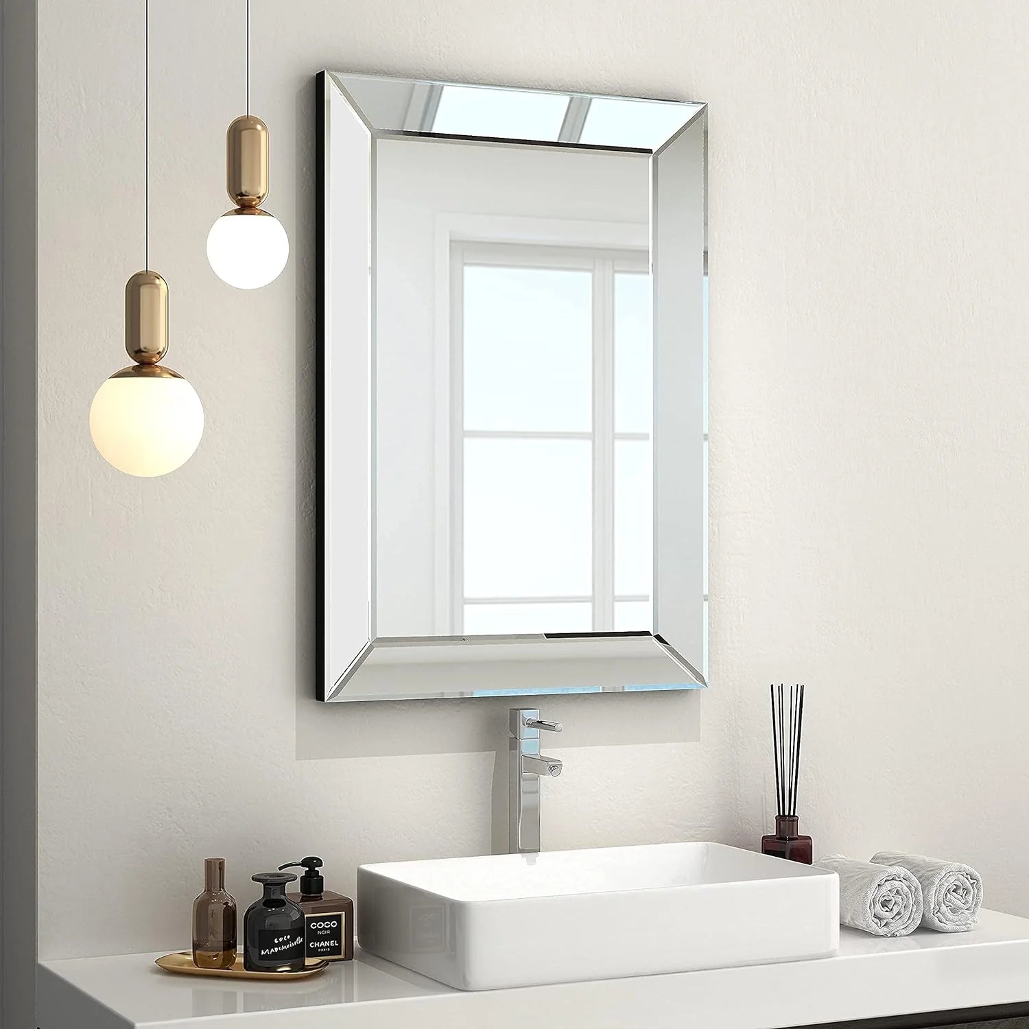 RECTANGULAR ACCENT WALL MIRROR