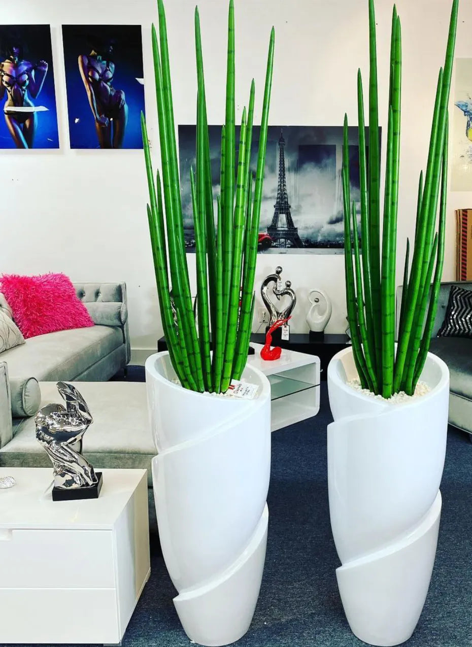 SNAKE GRASS SPIRAL VASE