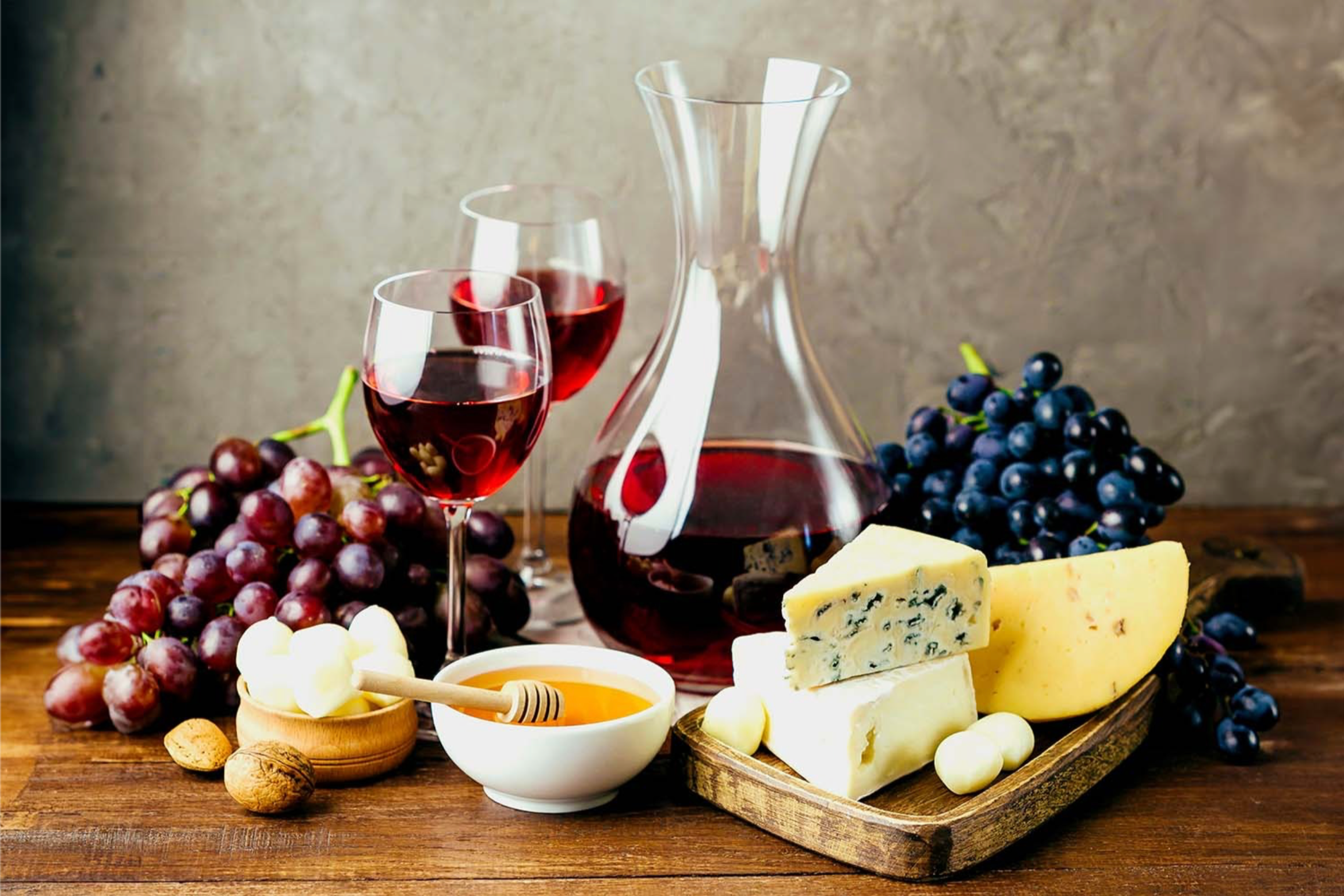 DIVINE WINE, GRAPES AND CHEESE