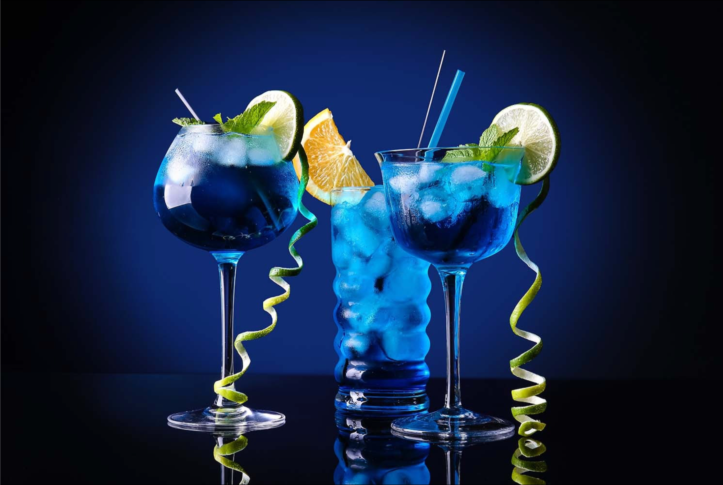 BLUE COCKTAILS