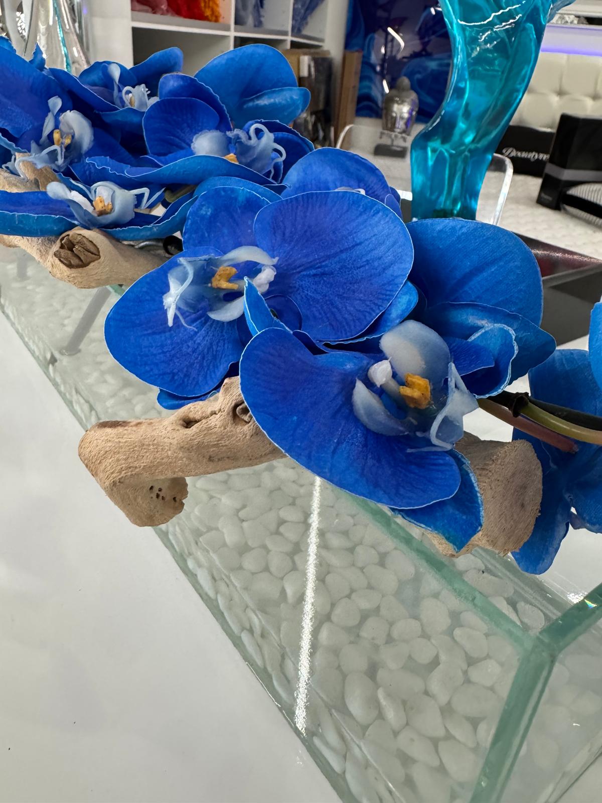 BLUE ORCHIDS TANK
